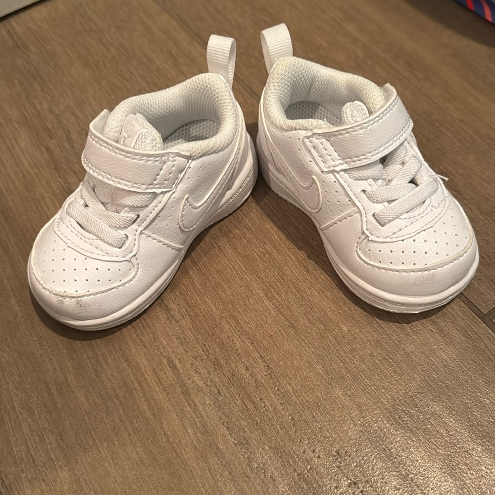 Nike Court Borough Low white infant/ toddler size 3c